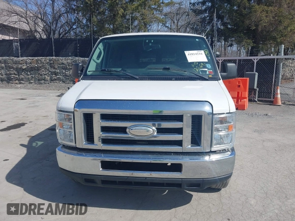 2014 Ford Econoline Passenger XL with VIN 1FBNE3BL2EDA77876, listed as a IAAI auction lot 41814216 with 127,691 mi miles. Bid and sale history available at carsss.com. Image 12.