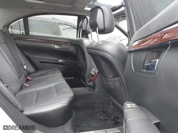 2012 Mercedes-Benz S-Class S 550 with VIN WDDNG7DB2CA456186, listed as a IAAI auction lot 42027448 with 76,997 mi miles. Bid and sale history available at carsss.com. Image 8.