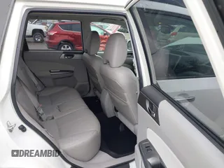 2012 Subaru Forester X Limited z VIN JF2SHBEC6CH445754, wystawiony jako IAAI lot #41863105 z przebiegiem 62 394 mil mil oraz . Historia ofert i sprzedaży dostępna na DreamBid. Obrazek 8.