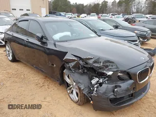 2014 BMW 7 Series 750i с VIN WBAYA8C55ED228448, выставлен на аукционе IAAI как лот 41350013 с пробегом 97 829 миль миль и . История ставок и продаж доступна на DreamBid. Изображение 1.