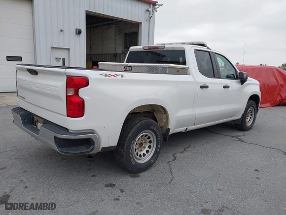 2019 Chevrolet Silverado 1500 Work Truck with VIN 1GCRYAEH8KZ276297, listed as a IAAI auction lot 41927421 with 150,783 mi miles. Bid and sale history available at carsss.com. Image 4.