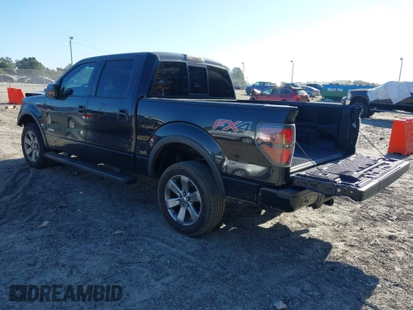 2013 Ford F-150 XL z VIN 1FTFW1ET8DFA42436, wystawiony jako IAAI lot #40626783 z przebiegiem 138 392 mil mil oraz . Historia ofert i sprzedaży dostępna na DreamBid. Obrazek 3.