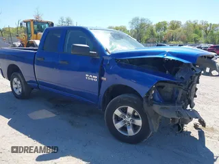 2017 Ram 1500 ST z VIN 1C6RR7FT9HS785181, wystawiony jako IAAI lot #42128678 z przebiegiem 109 548 mil mil oraz . Historia ofert i sprzedaży dostępna na DreamBid. Obrazek 1.