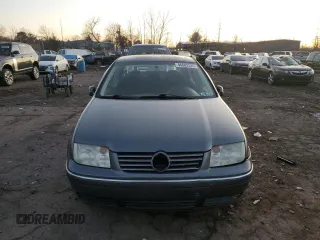 2004 Volkswagen Jetta GL with VIN 3VWRK69M74M002287, listed as a Copart auction lot 46682325 with 104,970 mi miles and Salvage title. Bid and sale history available at DreamBid. Image 5.