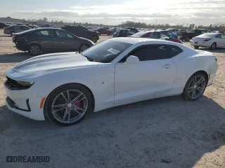 2020 Chevrolet Camaro 2LT with VIN 1G1FC1RS9L0147295, listed as a Copart auction lot 86554824 with 0 mi miles and Non Repairable. Bid and sale history available at carsss.com. Image 1.