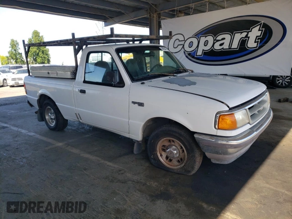 1996 Ford Ranger XL z VIN 1FTCR10A6TUC84491, wystawiony jako Copart lot #58954475 z przebiegiem 218 487 mil mil oraz Czysty tytuł • Clean title. Historia ofert i sprzedaży dostępna na DreamBid. Obrazek 4.