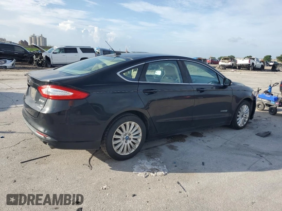 2013 Ford Fusion SE Hybrid с VIN 3FA6P0LU6DR157953, выставлен на аукционе Copart как лот 61175825 с пробегом 125 768 миль миль и Чистый • Clean title. История ставок и продаж доступна на DreamBid. Изображение 3.