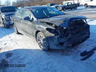 2019 Ford Fusion SE with VIN 3FA6P0HD6KR282490, listed as a IAAI auction lot 41379092 with 46,069 mi miles. Bid and sale history available at carsss.com. Image 1.