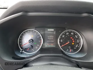 2020 Toyota RAV4 XLE z VIN 2T3P1RFV0LC079416, wystawiony jako Copart lot #61584115 z przebiegiem 64 508 mil mil oraz Szkoda całkowita • Salvage title. Historia ofert i sprzedaży dostępna na DreamBid. Obrazek 9.