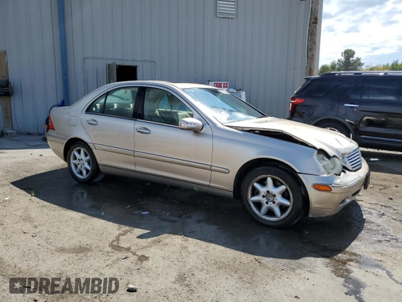 2003 Mercedes-Benz C 320 with VIN WDBRF64J53F327005, listed as a Copart auction lot 69500224 with 99,375 mi miles and Salvage Title. Bid and sale history available at DreamBid. Image 4.