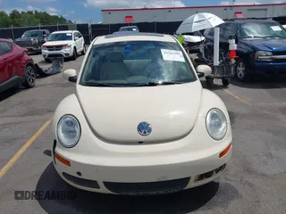 2007 Volkswagen Beetle with VIN 3VWRW31C27M511441, listed as a IAAI auction lot 42362203 with 200,236 mi miles and . Bid and sale history available at DreamBid. Image 12.