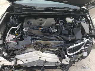 2025 Toyota Camry LE with VIN 4T1DAACK9SU050324, listed as a Copart auction lot 85305584 with 2,303 mi miles and Salvage Title. Bid and sale history available at carsss.com. Image 13.