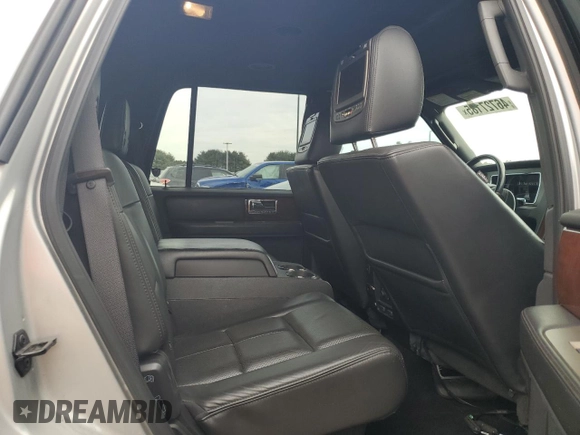 2012 Lincoln Navigator z VIN 5LMJJ2J59CEL03429, wystawiony jako Copart lot #46727185 z przebiegiem 185 017 mil mil oraz Czysty tytuł • Clean title. Historia ofert i sprzedaży dostępna na DreamBid. Obrazek 11.