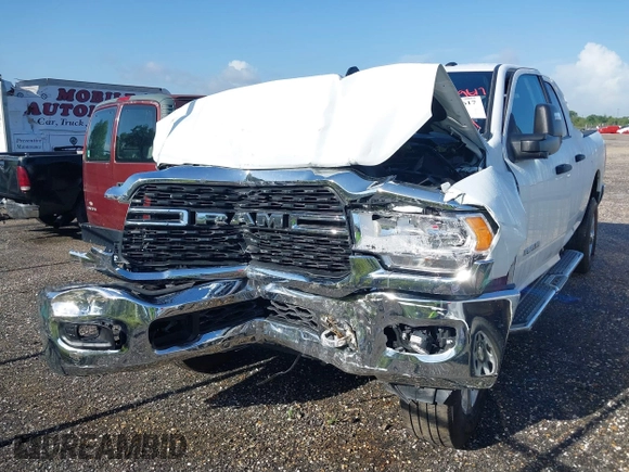 2024 Ram 2500 Big Horn with VIN 3C6UR5DJ3RG366512, listed as a IAAI auction lot 42509617 with 17,854 mi miles and . Bid and sale history available at DreamBid. Image 6.
