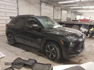 2022 Chevrolet TrailBlazer RS with VIN KL79MUSL1NB140240, listed as a IAAI auction lot 41356694 with 27,760 mi miles. Bid and sale history available at carsss.com. Image 1.