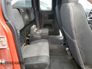 2009 Chevrolet Colorado Work Truck z VIN 1GCCS199698105235, wystawiony jako Copart lot #83821564 z przebiegiem 187 981 mil mil oraz Szkoda całkowita • Salvage title. Historia ofert i sprzedaży dostępna na DreamBid. Obrazek 10.