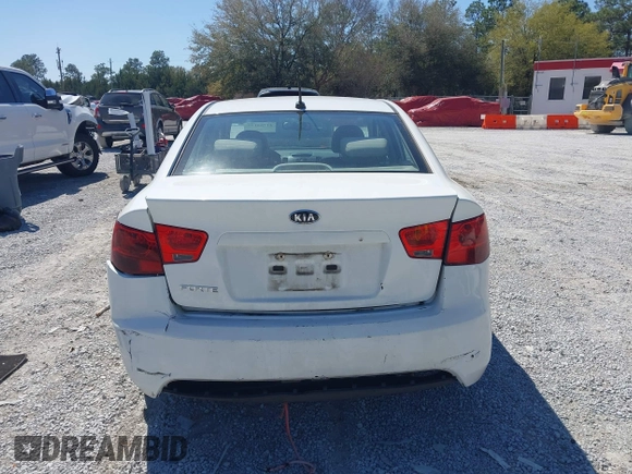 2013 Kia Forte LX with VIN KNAFT4A22D5654612, listed as a IAAI auction lot 41764131 with 240,556 mi miles. Bid and sale history available at carsss.com. Image 16.