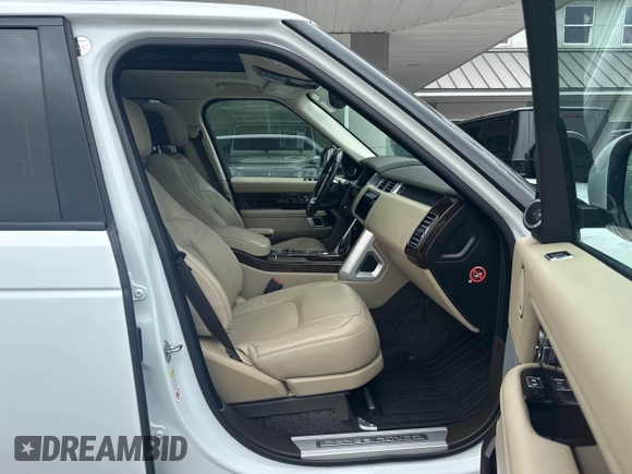 2018 Land Rover Range Rover с VIN SALGS5RE3JA380542, выставлен на аукционе IAAI как лот 42286564 с пробегом 118 541 миль миль и . История ставок и продаж доступна на DreamBid. Изображение 5.