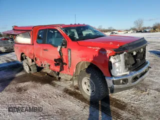 2024 Ford F-250 XL with VIN 1FT7X2BA2REE75404, listed as a Copart auction lot 88600105 with 5,946 mi miles and Salvage title. Bid and sale history available at DreamBid. Image 4.