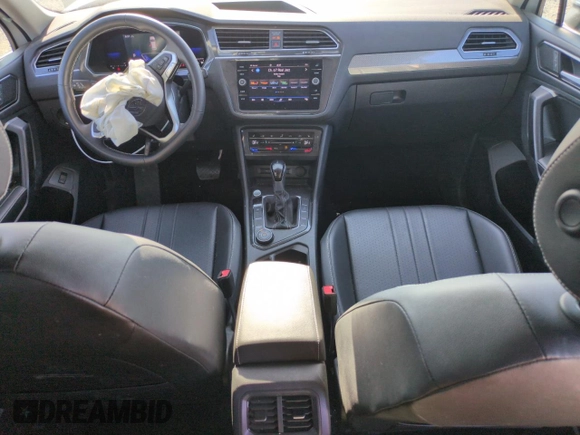2022 Volkswagen Tiguan SE with VIN 3VV2B7AX4NM049103, listed as a Copart auction lot 61491515 with 39,658 mi miles and Salvage title. Bid and sale history available at DreamBid. Image 8.
