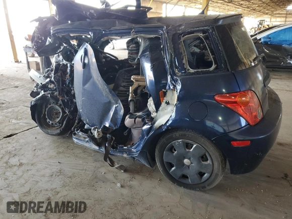 2005 Scion xA z VIN JTKKT624750080383, wystawiony jako Copart lot #53155005 z przebiegiem Nie podano mil oraz Nie do naprawy • Non repairable. Historia ofert i sprzedaży dostępna na DreamBid. Obrazek 2.