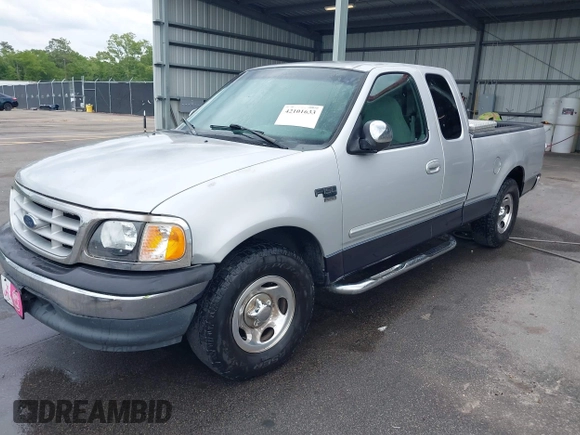 1999 Ford F-150 with VIN 1FTRX17W5XNC01330, listed as a IAAI auction lot 42101633 with 262,374 mi miles and . Bid and sale history available at DreamBid. Image 2.