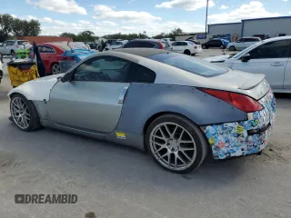 2005 Nissan 350Z with VIN JN1AZ34D95M607395, listed as a Copart auction lot 76422734 with 111,396 mi miles and Non Repairable. Bid and sale history available at DreamBid. Image 2.