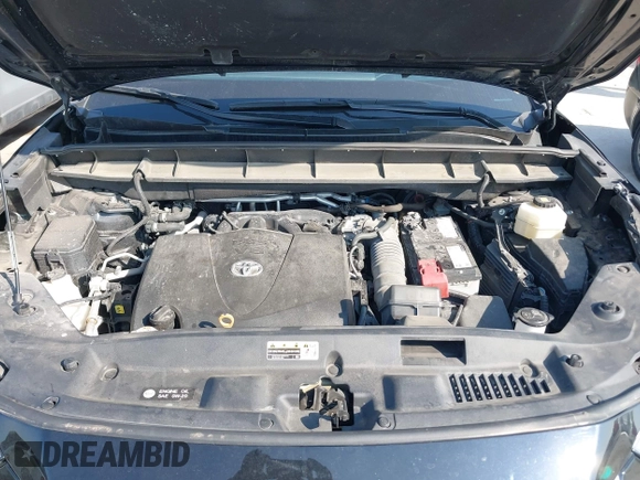 2021 Toyota Highlander L with VIN 5TDZZRAH5MS525595, listed as a IAAI auction lot 42050564 with 32,542 mi miles and . Bid and sale history available at DreamBid. Image 10.
