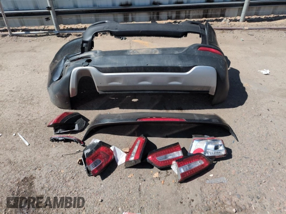2016 Jeep Cherokee Limited with VIN 1C4PJMDB9GW151425, listed as a Copart auction lot 51323675 with 141,499 mi miles and Salvage Title. Bid and sale history available at DreamBid. Image 13.