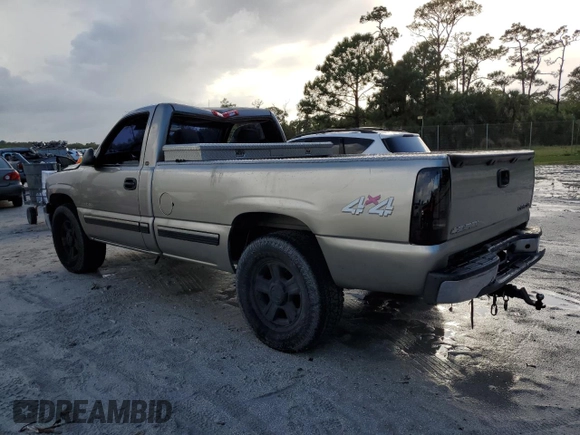 2000 Chevrolet Silverado 1500 with VIN 1GCEK14V5YE425577, listed as a Copart auction lot 77032444 with 123,428 mi miles and Salvage Title. Bid and sale history available at carsss.com. Image 2.