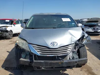 2011 Toyota Sienna XLE AAS with VIN 5TDYK3DC2BS048831, listed as a IAAI auction lot 42002556 with 231,906 mi miles and . Bid and sale history available at DreamBid. Image 13.