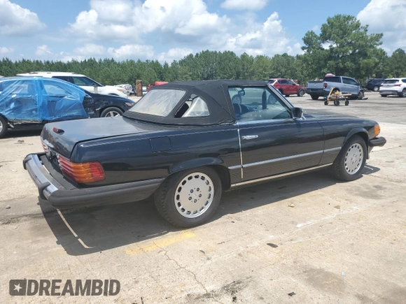 1980 Mercedes-Benz SL with VIN 10704412060233, listed as a Copart auction lot 63038205 with 26,039 mi miles and Clean title. Bid and sale history available at DreamBid. Image 3.