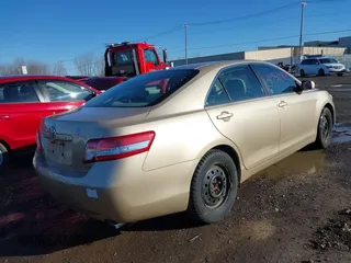 2011 Toyota Camry LE with VIN 4T1BK3EK1BU613721, listed as a IAAI auction lot 41931082 with 167,106 mi miles. Bid and sale history available at carsss.com. Image 4.