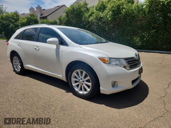 2010 Toyota Venza z VIN 4T3ZA3BB7AU035555, wystawiony jako Copart lot #61304195 z przebiegiem 148 545 mil mil oraz Czysty tytuł • Clean title. Historia ofert i sprzedaży dostępna na DreamBid. Obrazek 1.