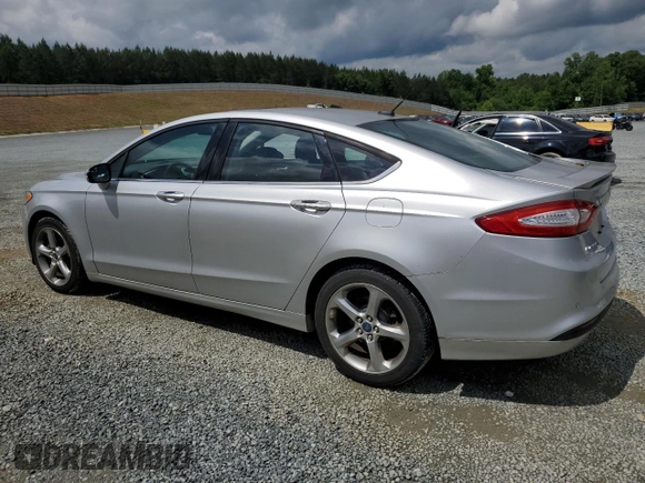 2013 Ford Fusion SE with VIN 3FA6P0HR2DR174320, listed as a Copart auction lot 56330385 with 127,301 mi miles and Salvage title. Bid and sale history available at DreamBid. Image 2.