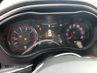 2016 Dodge Challenger R/T Plus z VIN 2C3CDZBT7GH138044, wystawiony jako Copart lot #44763805 z przebiegiem 151 226 mil mil oraz Szkoda całkowita • Salvage title. Historia ofert i sprzedaży dostępna na DreamBid. Obrazek 9.