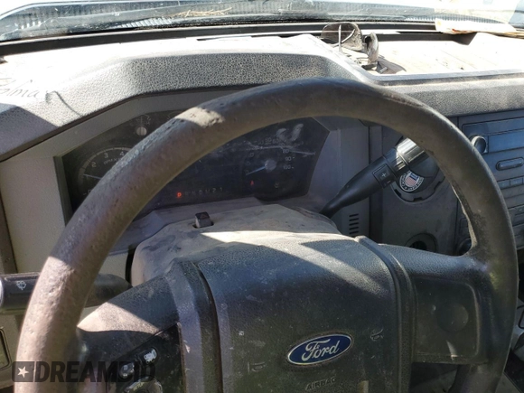 2013 Ford F-350 с VIN 1FD7X3B67DEA52601, выставлен на аукционе IAAI как лот 42796188 с пробегом 335 745 миль миль и . История ставок и продаж доступна на DreamBid. Изображение 2.