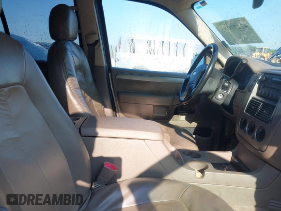 2004 Ford Explorer XLT with VIN 1FMZU73K24UC11292, listed as a IAAI auction lot 42237085 with 215,974 mi miles and . Bid and sale history available at DreamBid. Image 5.