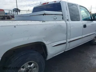 2002 GMC Sierra 1500 SLE with VIN 2GTEC19T421129317, listed as a IAAI auction lot 41311175 with 1 mi miles. Bid and sale history available at carsss.com. Image 18.
