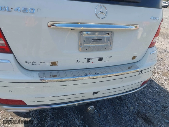 2011 Mercedes-Benz GL-Class GL 450 with VIN 4JGBF7BE2BA679626, listed as a IAAI auction lot 41937523 with 112,808 mi miles. Bid and sale history available at carsss.com. Image 6.