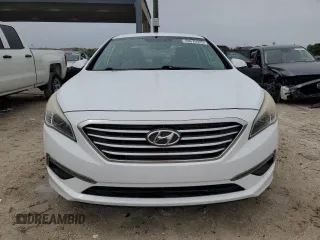 2015 Hyundai Sonata SE z VIN 5NPE24AF2FH232783, wystawiony jako Copart lot #59675925 z przebiegiem 100 748 mil mil oraz Czysty tytuł • Clean title. Historia ofert i sprzedaży dostępna na DreamBid. Obrazek 5.