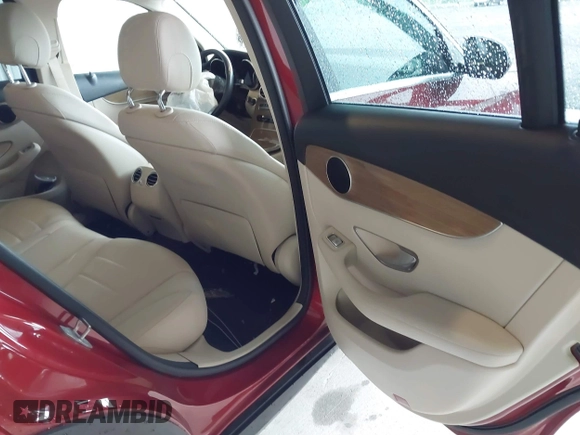 2019 Mercedes-Benz GLC 300 with VIN WDC0G4JB1KV139959, listed as a IAAI auction lot 42307537 with 52,636 mi miles and . Bid and sale history available at DreamBid. Image 8.