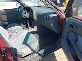 1992 Toyota Camry LE z VIN JT2SK12E5N0024814, wystawiony jako IAAI lot #42386859 z przebiegiem 235 476 mil mil oraz . Historia ofert i sprzedaży dostępna na DreamBid. Obrazek 5.