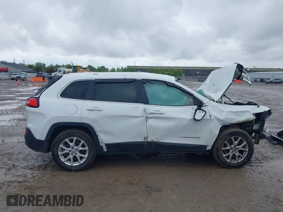 2017 Jeep Cherokee Latitude с VIN 1C4PJMCS3HW545909, выставлен на аукционе IAAI как лот 42328056 с пробегом 149 979 миль миль и . История ставок и продаж доступна на DreamBid. Изображение 14.