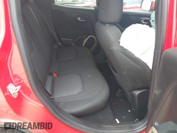 2017 Jeep Renegade Altitude z VIN ZACCJBBB9HPG33672, wystawiony jako IAAI lot #41912411 z przebiegiem 81 833 mil mil oraz . Historia ofert i sprzedaży dostępna na DreamBid. Obrazek 8.