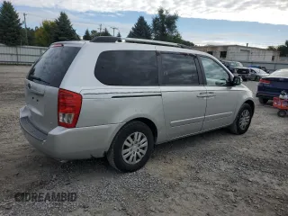 2012 Kia Sedona LX with VIN KNDMG4C79C6496785, listed as a Copart auction lot 73310344 with 130,243 mi miles and Salvage Title. Bid and sale history available at carsss.com. Image 3.