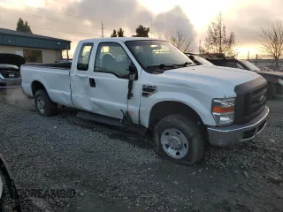 2010 Ford F-250 XL z VIN 1FTSX2B59AEA46522, wystawiony jako Copart lot #82400814 z przebiegiem 152 220 mil mil oraz Szkody całkowita. Historia ofert i sprzedaży dostępna na DreamBid. Obrazek 4.
