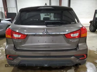 2018 Mitsubishi Outlander ES z VIN JA4AR3AU0JU018239, wystawiony jako Copart lot #50518885 z przebiegiem 128 351 mil mil oraz Szkoda całkowita • Salvage title. Historia ofert i sprzedaży dostępna na DreamBid. Obrazek 6.