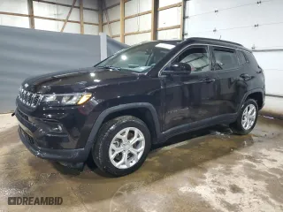 2024 Jeep Compass Latitude with VIN 3C4NJDBNXRT111271, listed as a Copart auction lot 51914985 with 16,400 mi miles and Clean Title. Bid and sale history available at carsss.com. Image 1.