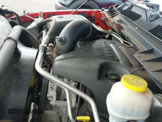 2017 Ram 1500 Sport z VIN 1C6RR7MT7HS653619, wystawiony jako IAAI lot #41484129 z przebiegiem 89 018 mil mil oraz . Historia ofert i sprzedaży dostępna na DreamBid. Obrazek 20.